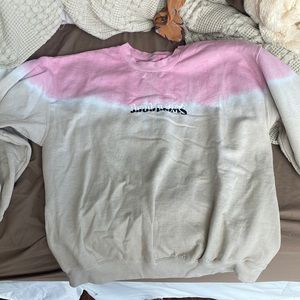 Ariana grande tour merch